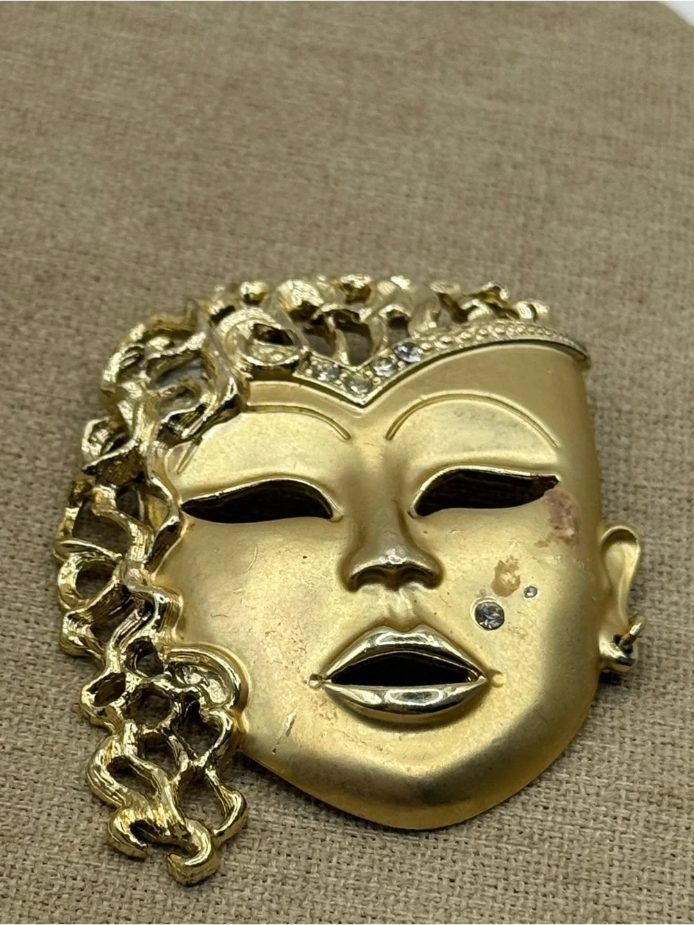 Gold Mask Face Brooch - Statement Women’s Jewelry